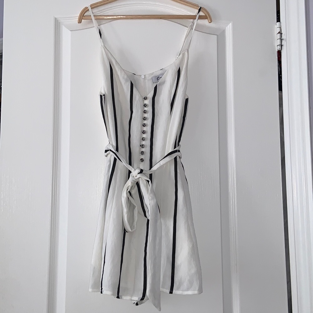 Evie Black and White stripped Romper size S